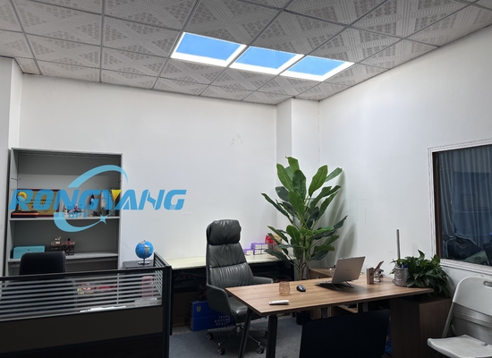 satın al Ultra İnce LED Panel Işık Akıllı Uygulama Kontrolü İç tasarımcılar için özelleştirilebilir ortam Çevrimiçi üretim