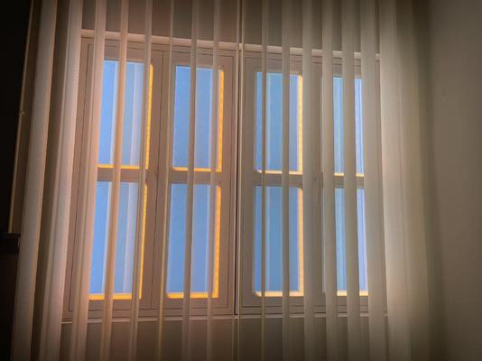 satın al 2100-7500K Işık Rengi Rayleigh Saçılımı ile Sahte Pencere Işığı Led Aydınlatma Duvara Montaj Kurulumu Çevrimiçi üretim