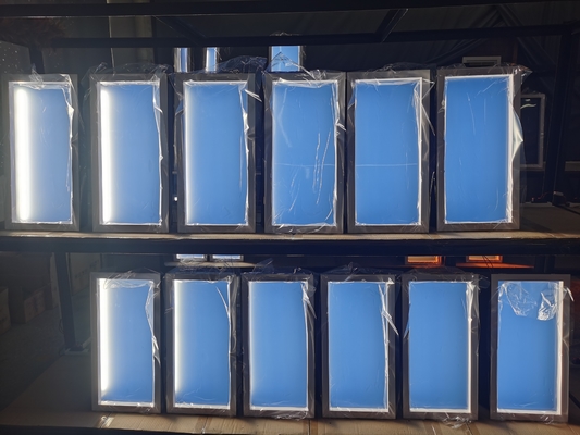 Renk sıcaklık aralığı ve yüksek ışık akışı ile 8-12 metrekarelik alan için 150W LED tavan lambası paneli